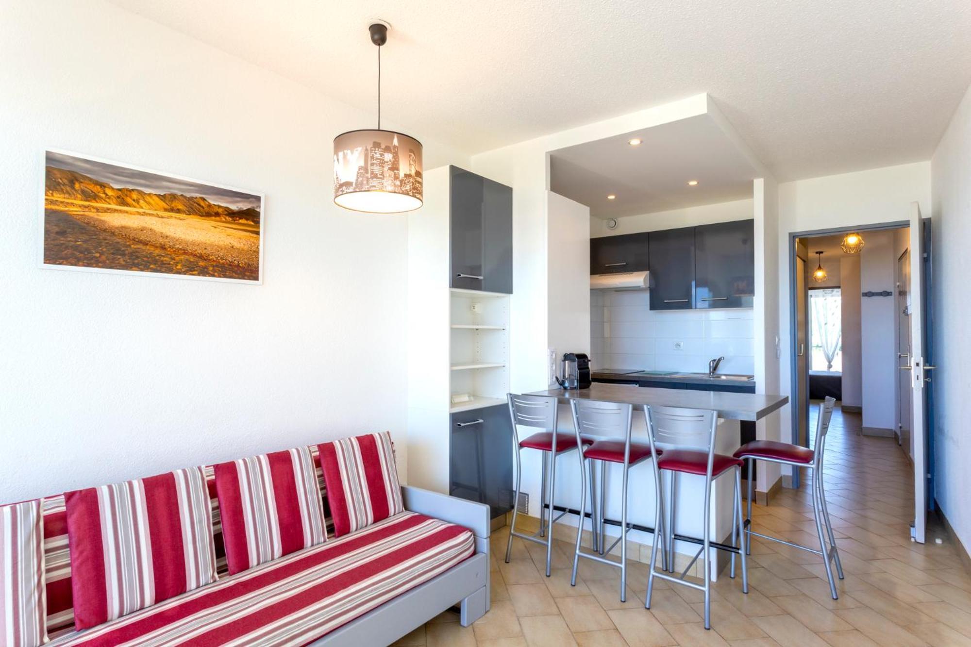 Chez Fabienne - Superbe Appartement Avec Vue Sur La Mer Et Parking 拉格朗德默特 外观 照片